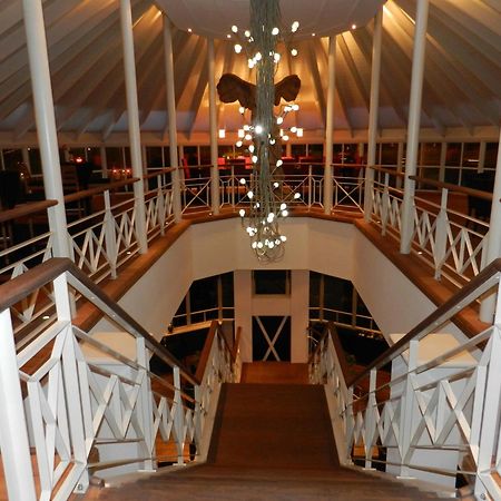 Van Der Valk Hotel Drongen Екстериор снимка